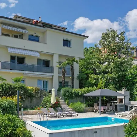 Διαμέρισμα Grozic - A1 Οπατία